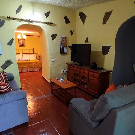 Casa De Abuela Petra Guest House กัลดาร์ ภายนอก รูปภาพ