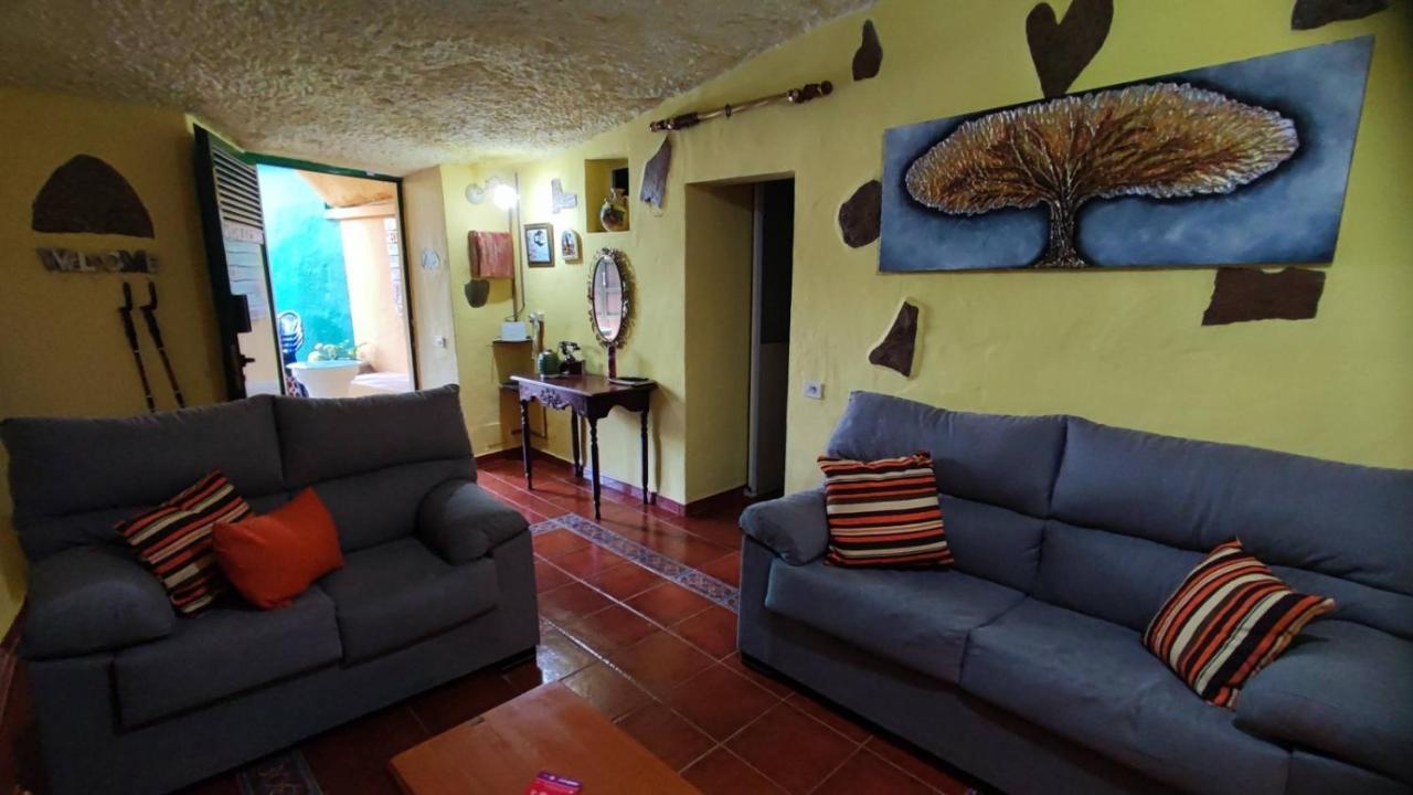 Casa De Abuela Petra Guest House กัลดาร์ ภายนอก รูปภาพ